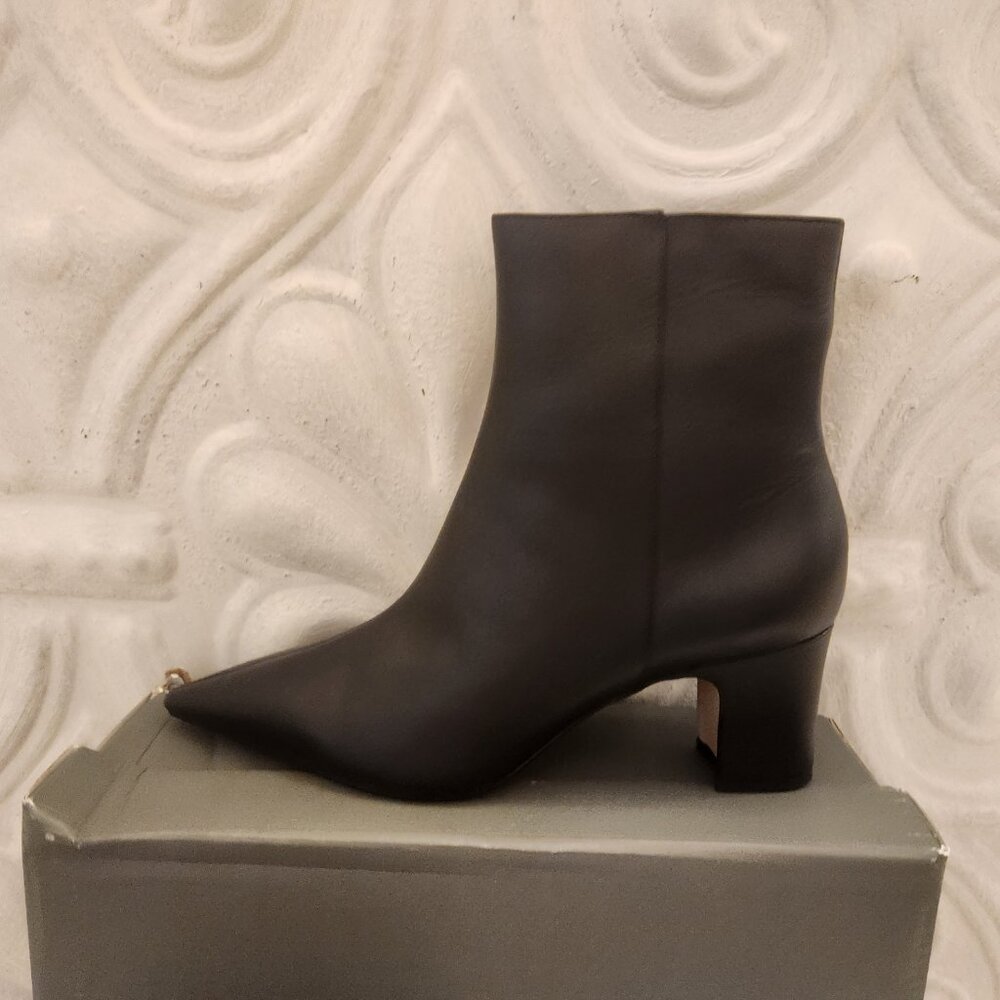 Arezzo Black Leather "Jemma" boots. NIB. Size Various - Picture 2 of 10